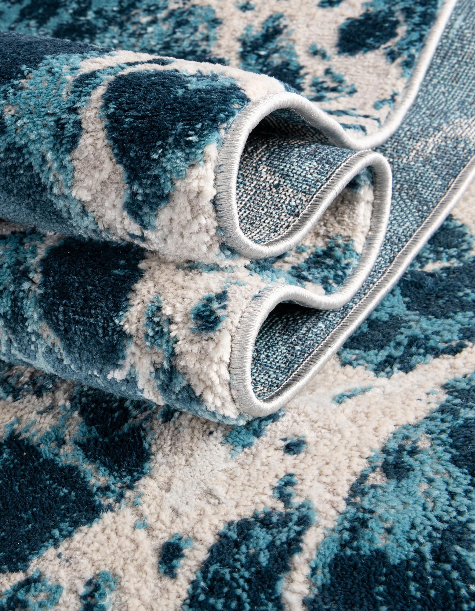 2' x 6' Oasis Runner Rug