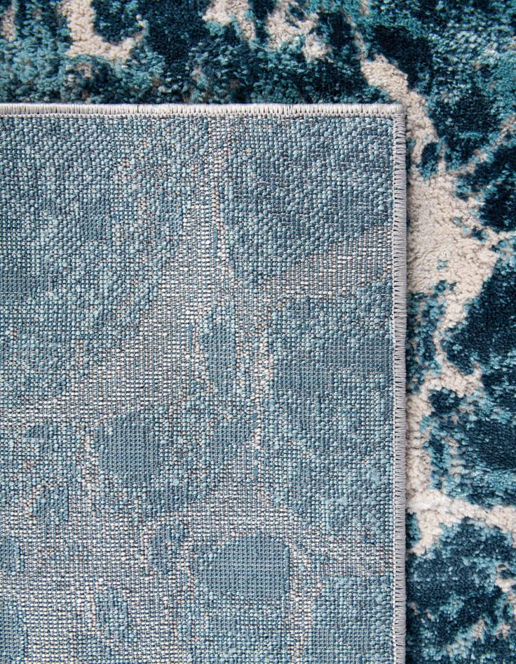 Detail image of 2' x 6' Oasis Runner Rug