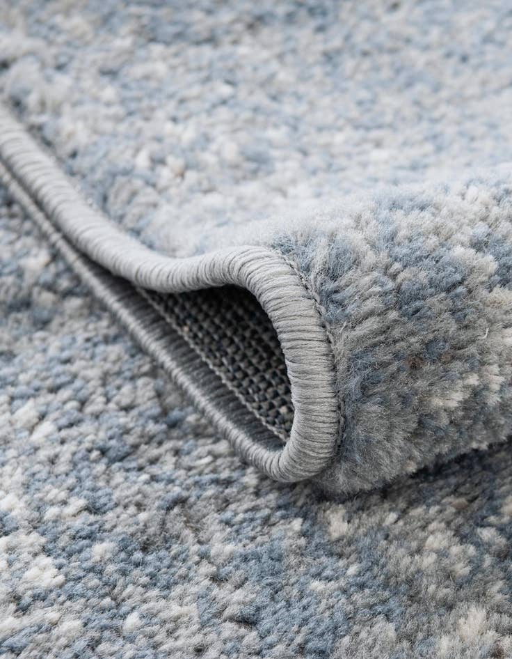 Detail image of 2' 2 x 12' Oregon Runner Rug