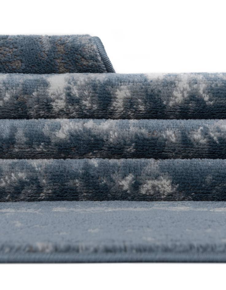 Detail image of 2' x 8' Oregon Runner Rug