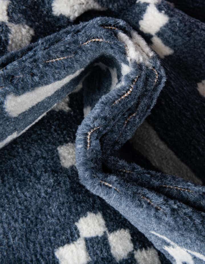 2' x 6' Oslo Runner Rug