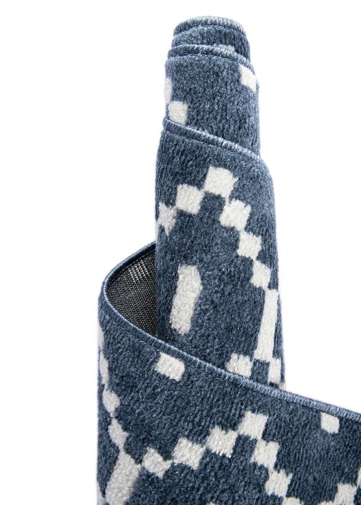 2' x 6' Oslo Runner Rug