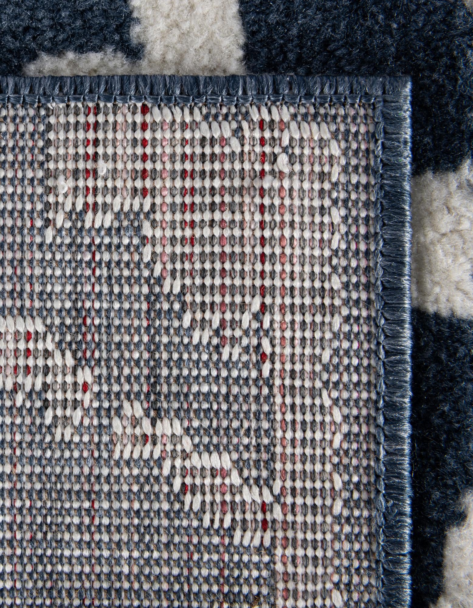 2' 7 x 10' Oslo Runner Rug