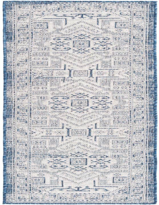 Detail image of 2' x 8' Easy-Clean Aztec Indoor / Outdoor Runner Rug