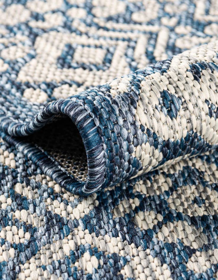 Detail image of 2' x 6'  Washable Border Indoor / Outdoor Runner Rug