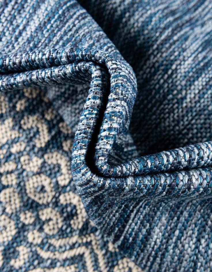 Detail image of 2' x 6'  Washable Border Indoor / Outdoor Runner Rug