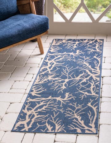 2' x 6' Easy-Clean Botanical Indoor / Outdoor Runner Rug
