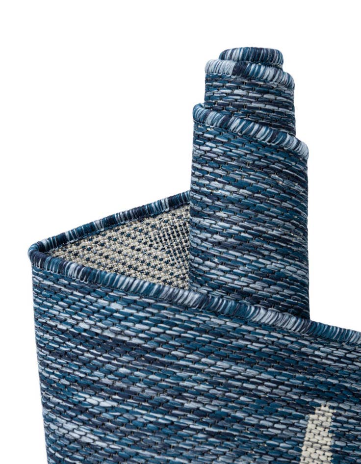 Detail image of 2' x 6'  Washable Botanical Indoor / Outdoor Runner Rug