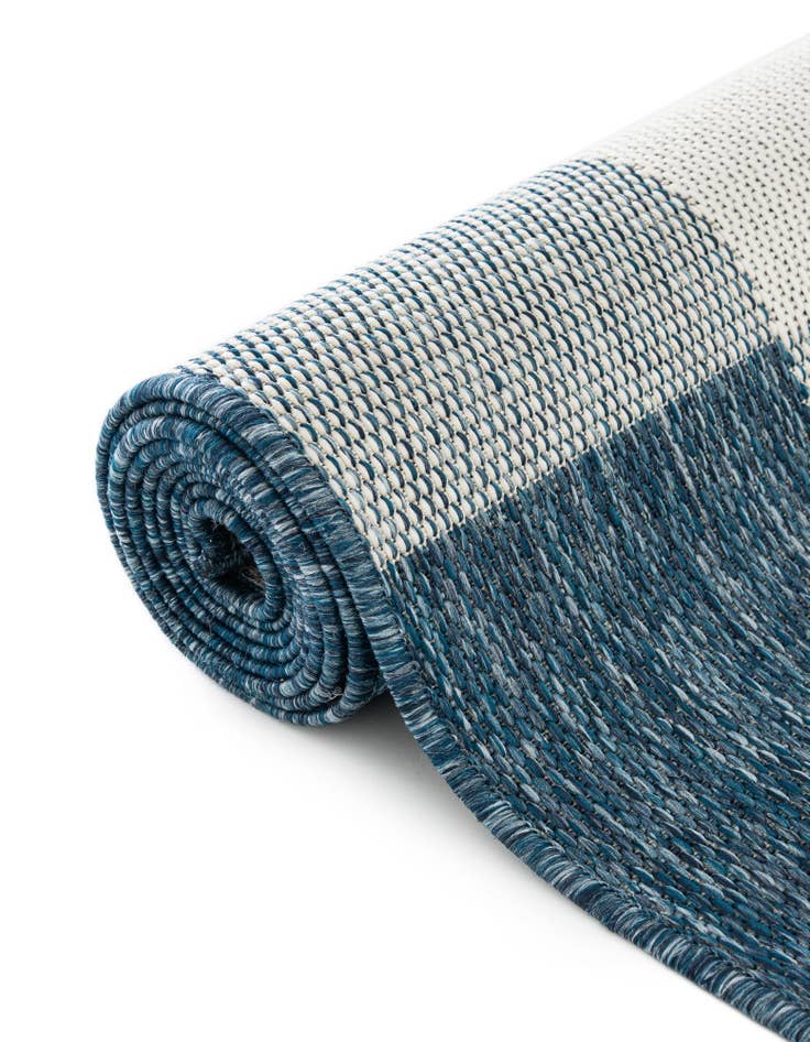 Detail image of 2' x 6' Easy-Clean Checkered Indoor / Outdoor Runner Rug