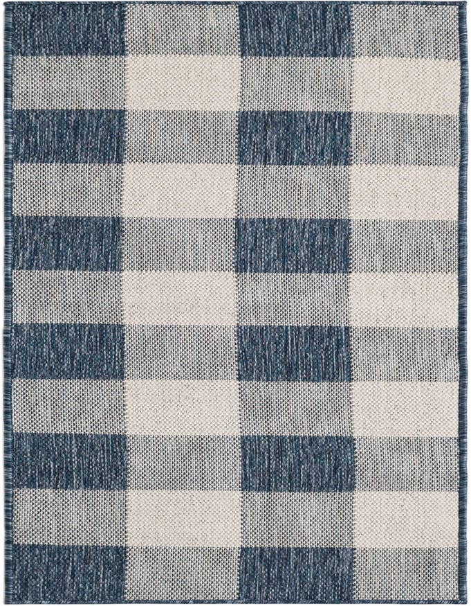 Detail image of 2' x 6' Easy-Clean Checkered Indoor / Outdoor Runner Rug