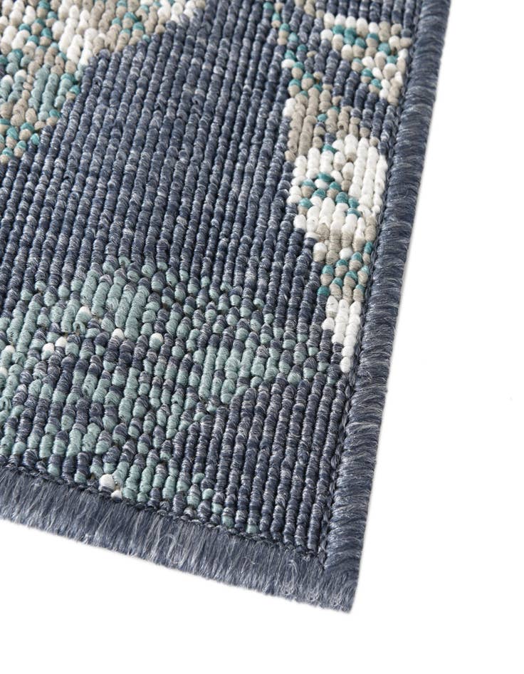 Detail image of 2' x 6' Easy-Clean Coastal Indoor / Outdoor Runner Rug
