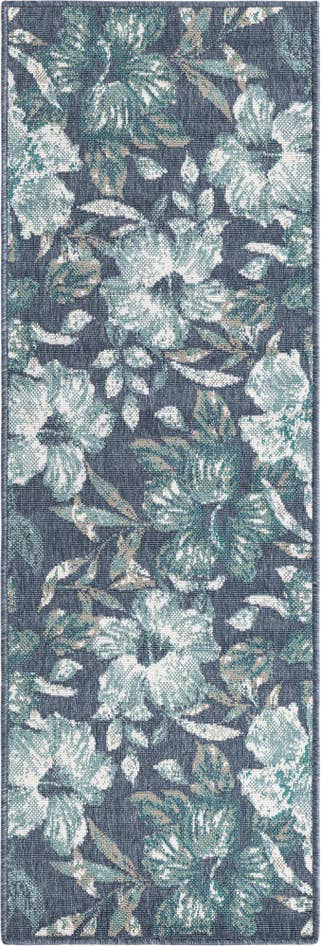 Detail image of 2' x 6' Easy-Clean Coastal Indoor / Outdoor Runner Rug