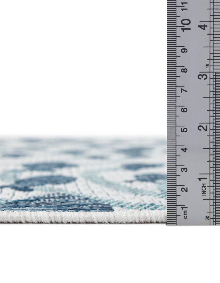 Detail image of 2' x 6' 1 Easy-Clean Coastal Indoor / Outdoor Runner Rug