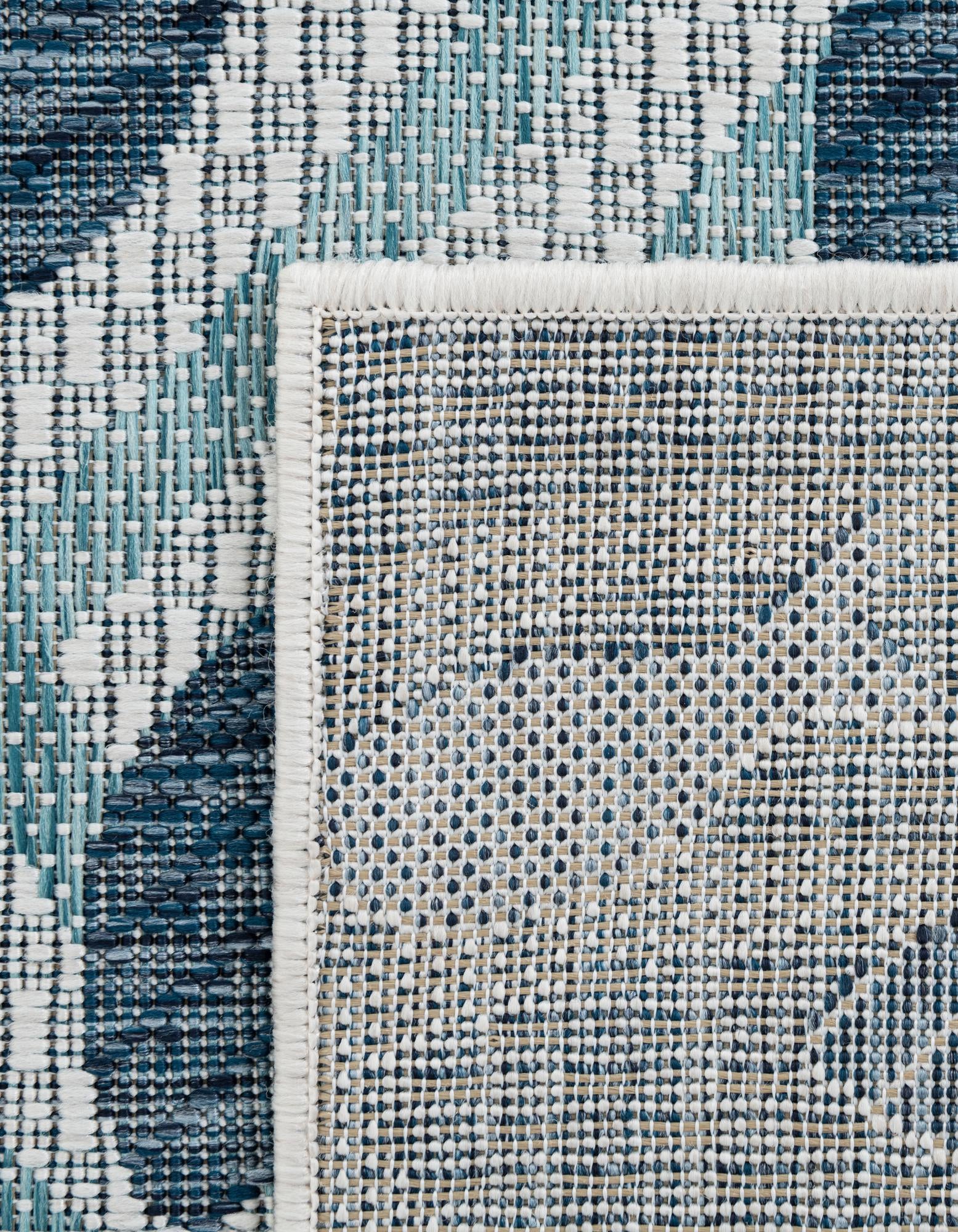 2' x 5' 3 Easy-Clean Coastal Indoor / Outdoor Runner Rug