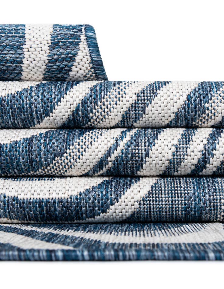 Detail image of 2' x 6' Easy-Clean Modern Indoor / Outdoor Runner Rug