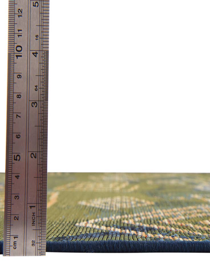 Detail image of 2' 7 x 5' 3 Easy-Clean Modern Indoor / Outdoor Runner Rug