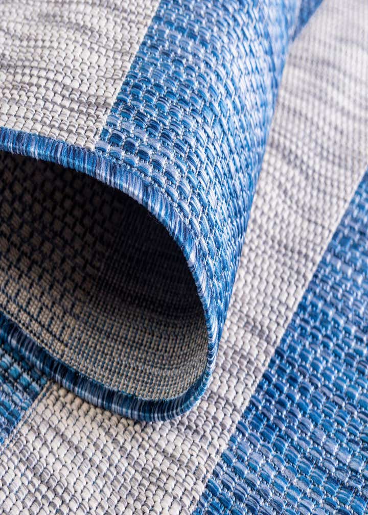 2' 7 x 10' Easy-Clean Ribbon Indoor / Outdoor Runner Rug