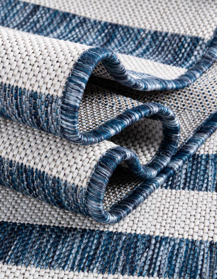 Detail image of 2' x 6' Easy-Clean Ribbon Indoor / Outdoor Runner Rug