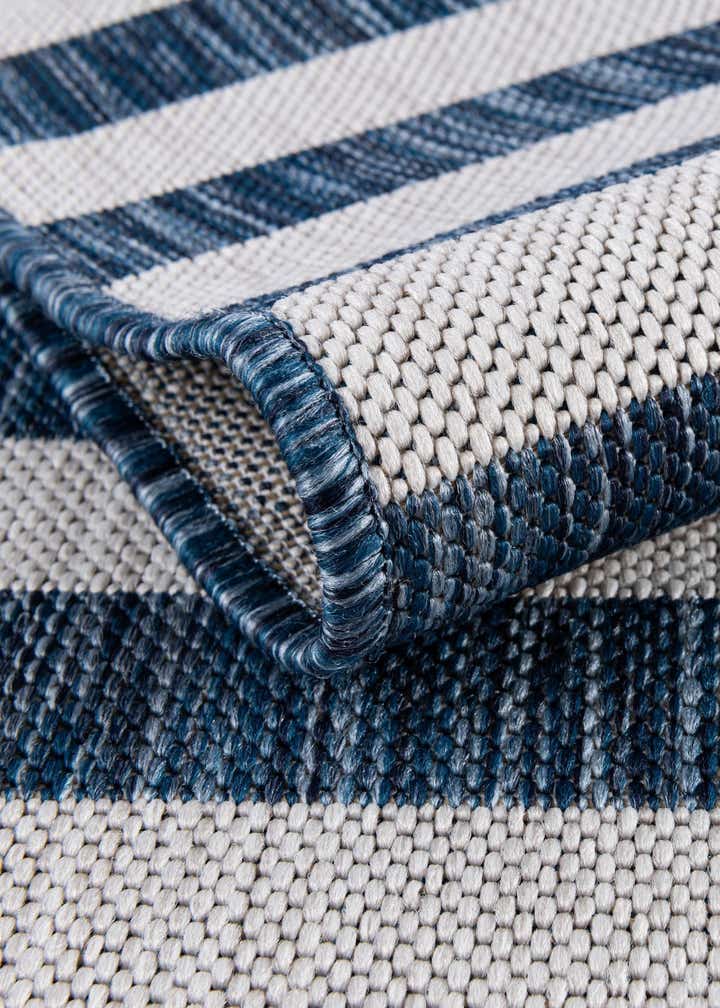2' x 6' Easy-Clean Striped Indoor / Outdoor Runner Rug