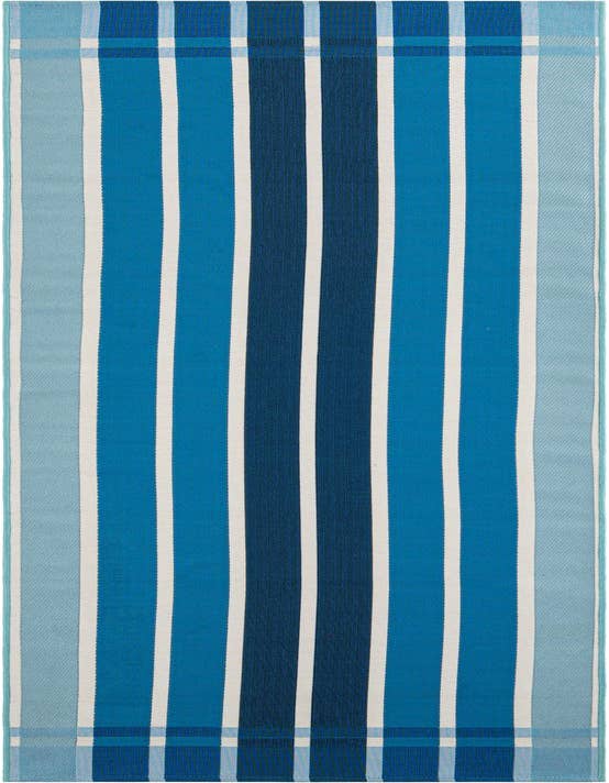 Detail image of 2' 7 x 10' Easy-Clean Striped Indoor / Outdoor Runner Rug