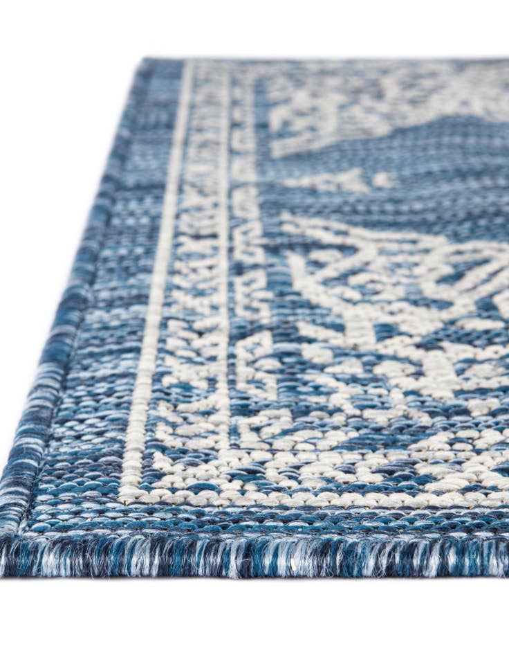 Detail image of 2' x 6'  Washable Traditional Indoor / Outdoor Runner Rug