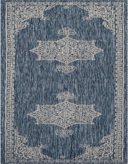 Detail image of 2' 7 x 10' Easy-Clean Traditional Indoor / Outdoor Runner Rug
