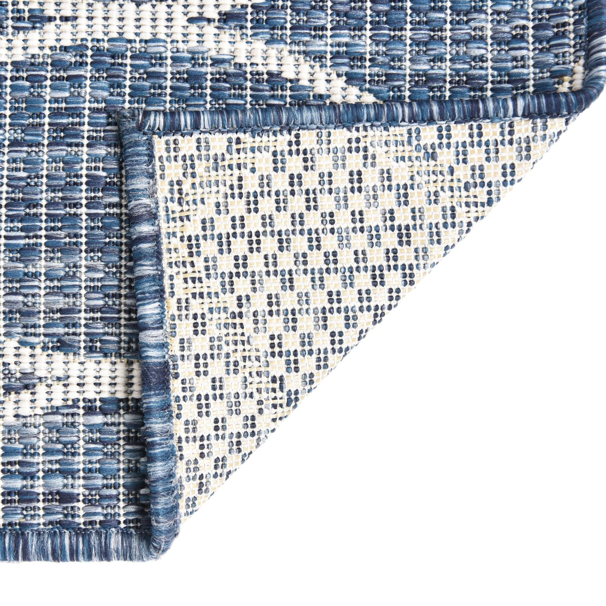 2' 7 x 10' Easy-Clean Trellis Indoor / Outdoor Runner Rug