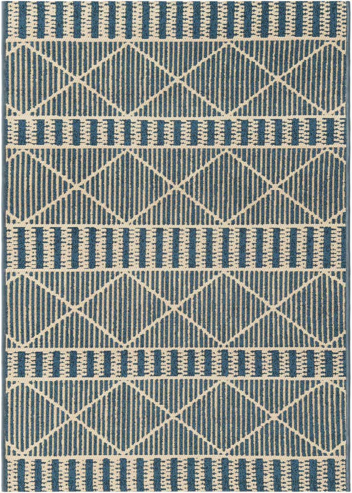 2' 7 x 5' 3 Easy-Clean Trellis Indoor / Outdoor Runner Rug