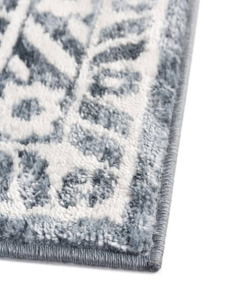 Detail image of 2' x 8' Oxford Runner Rug