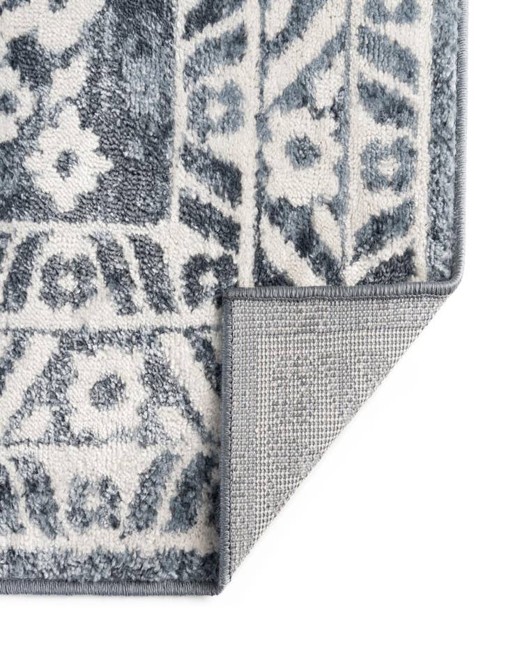 Detail image of 2' x 8' Oxford Runner Rug