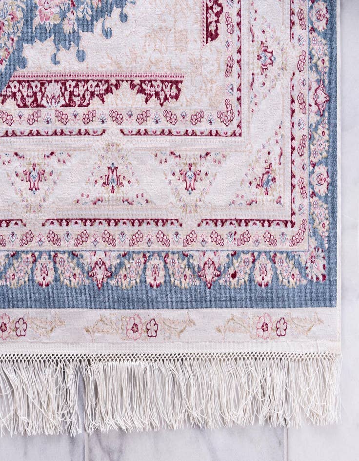 Detail image of 2' 7 x 9' 10 Qom Bamboo Silk Runner Rug