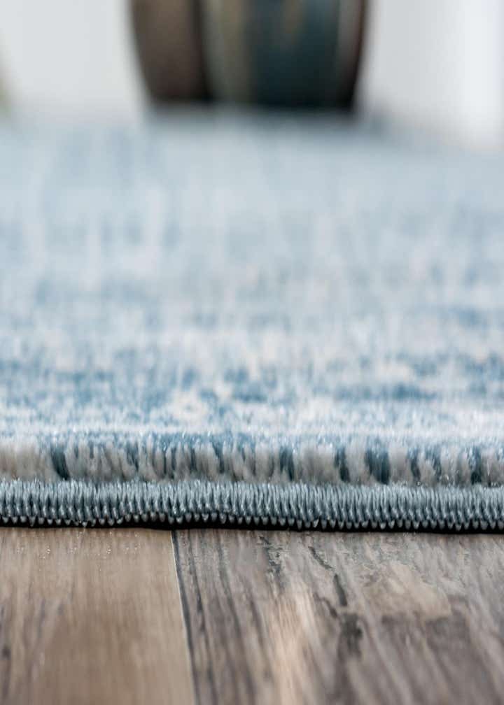 2' 7 x 6' Restoration Runner Rug