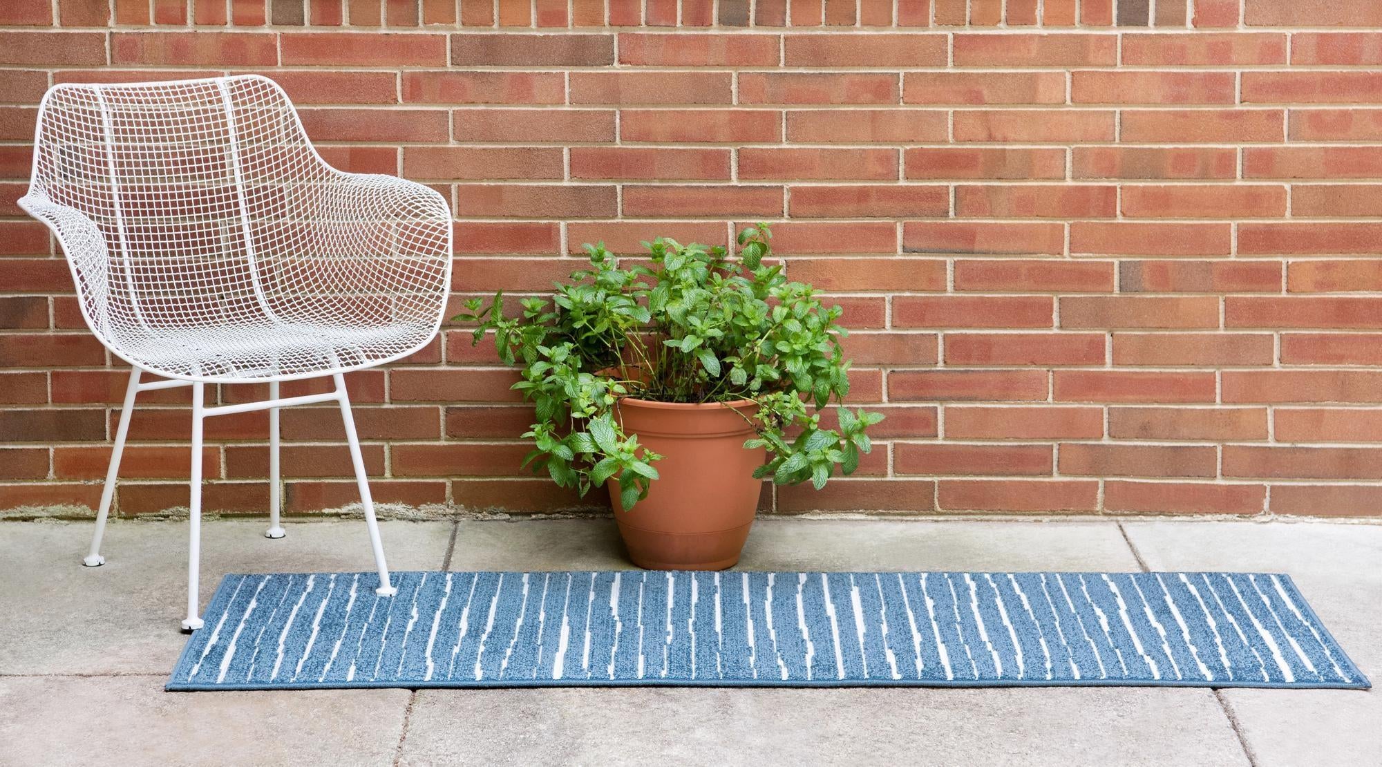 2' x 8' Easy-Clean Sabrina Soto Ola Indoor / Outdoor Runner Rug