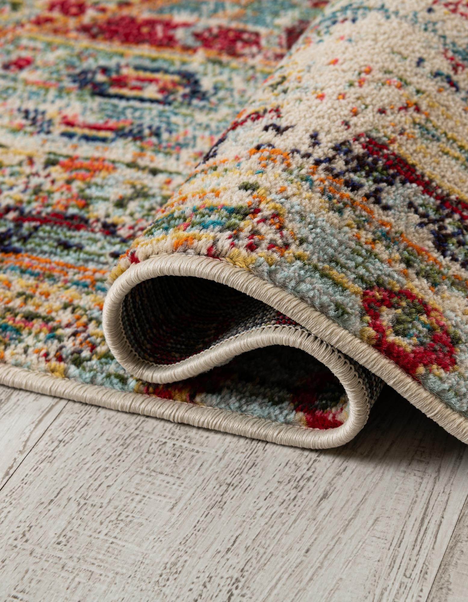 2' 7 x 10' Washable Santa Fe Runner Rug