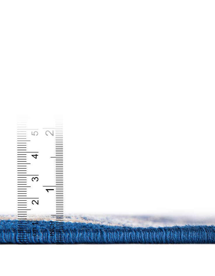 Detail image of 2' 9 x 9' 10 SoHo Runner Rug