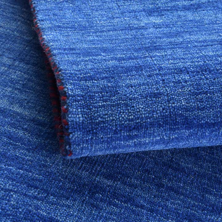 2' 7 x 6' 7 Solid Gabbeh Wool Runner Rug