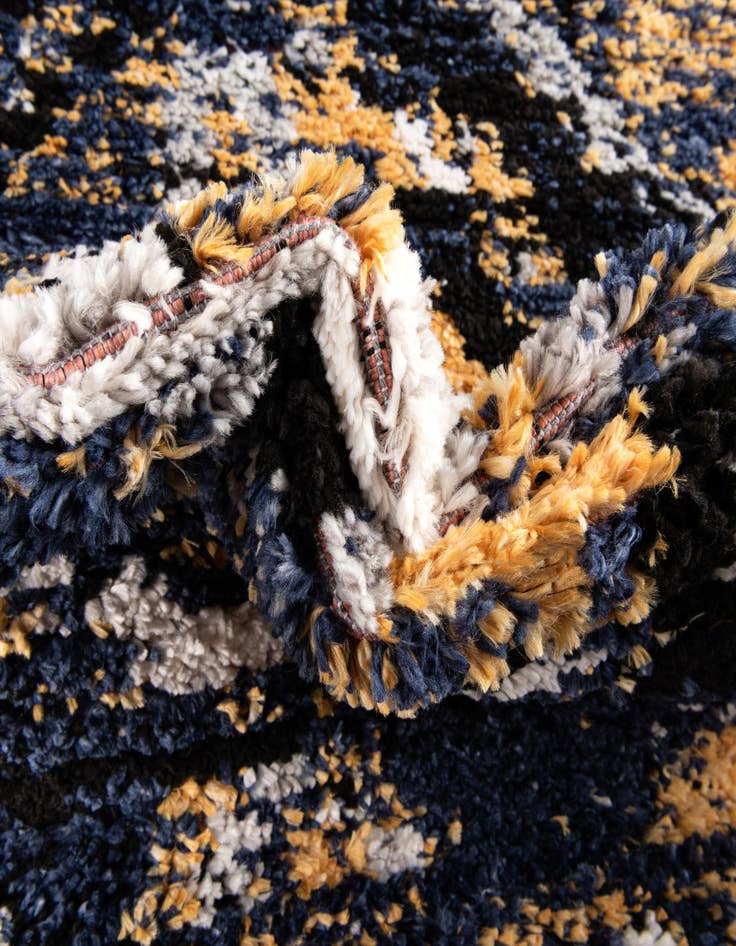 Detail image of 2' x 7' 10 Tagine Runner Rug