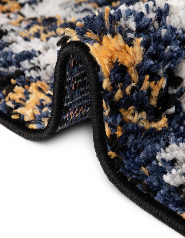 Detail image of 2' x 7' 10 Tagine Runner Rug