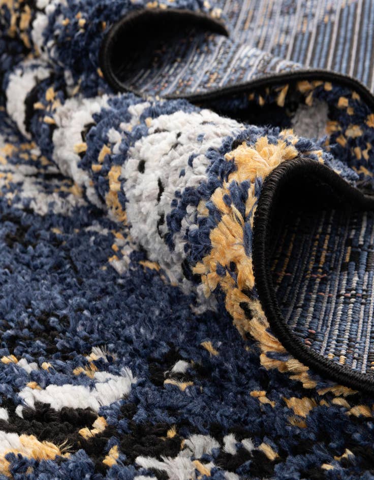 Detail image of 2' x 7' 10 Tagine Runner Rug