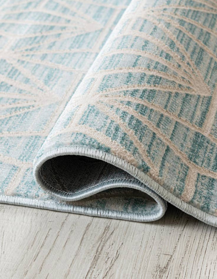 Detail image of 2' 2 x 6' Uptown Fifth Avenue Runner Rug