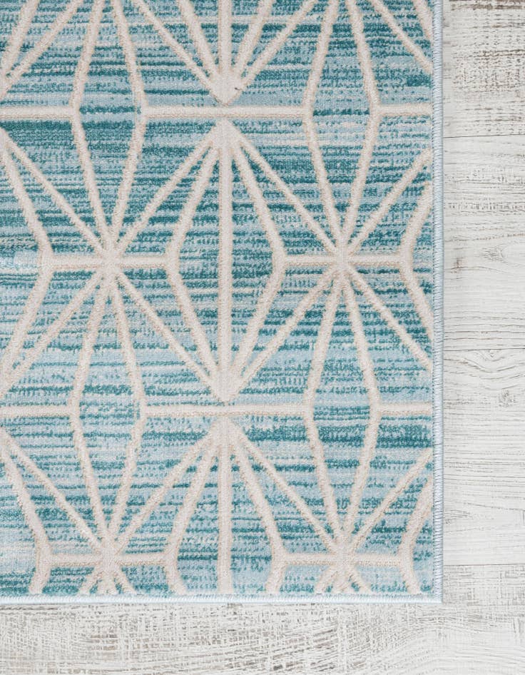 Detail image of 2' 2 x 6' Uptown Fifth Avenue Runner Rug