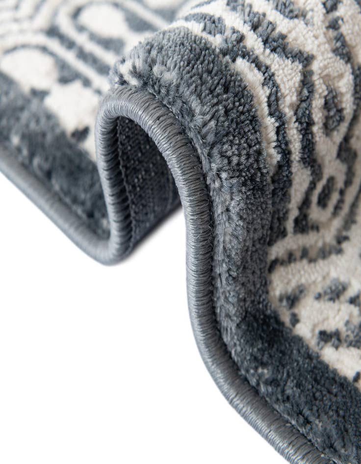 Detail image of Jill Zarin 2' 2 x 6' Uptown Cloisters Runner Rug