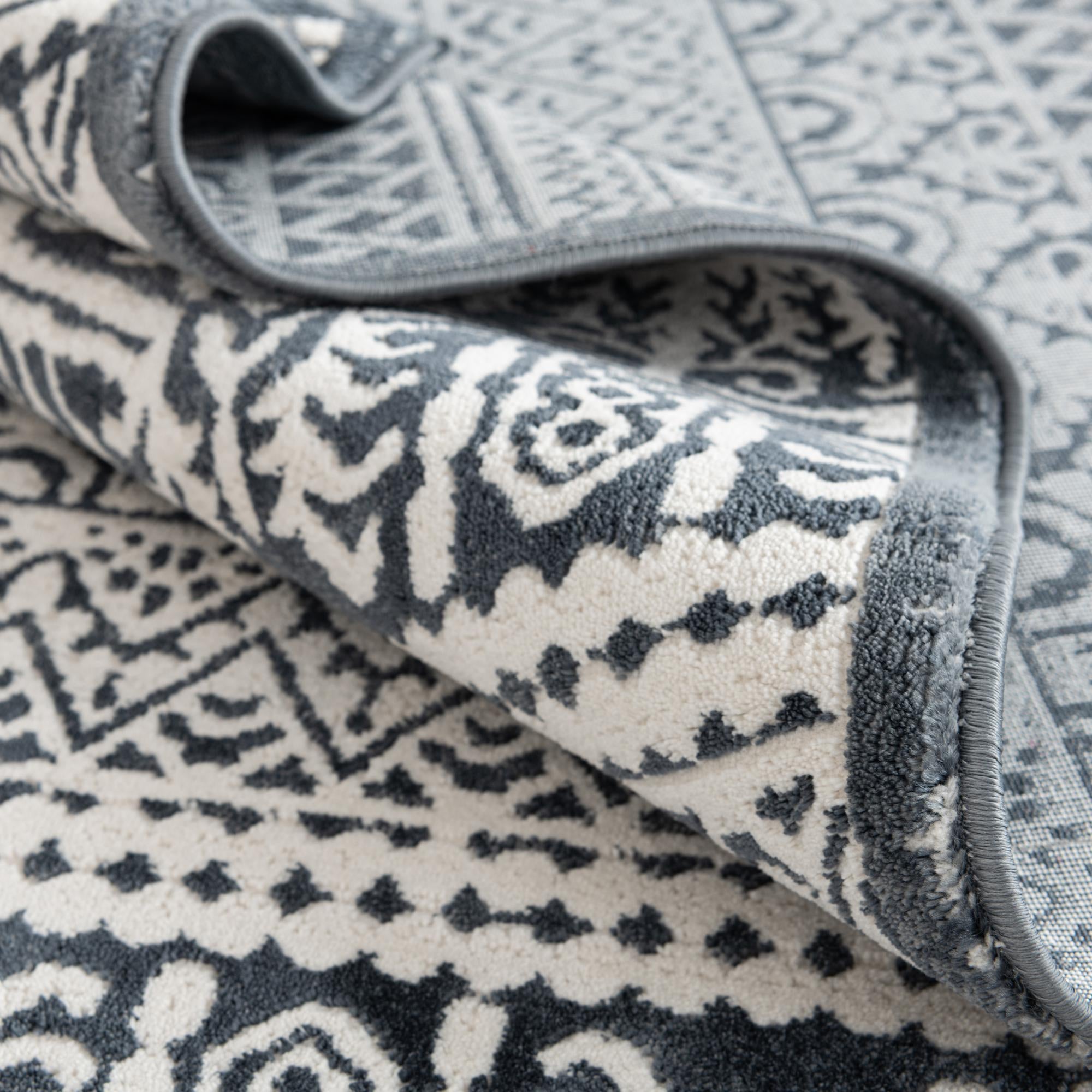 2' 7 x 8' Uptown Cloisters Runner Rug