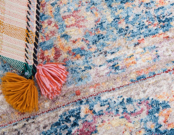 Detail image of 2' 7 x 8' 2 Vega Runner Rug