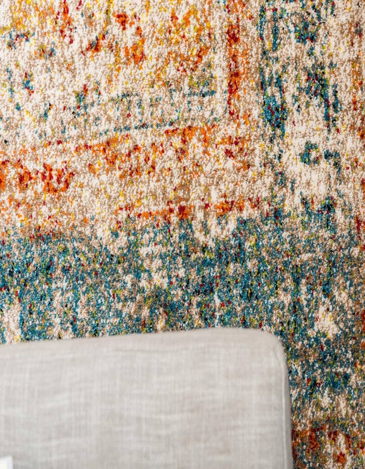 Detail image of 2' x 6' Venice Runner Rug