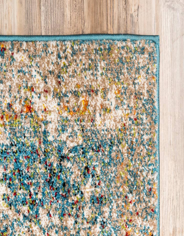 Detail image of 2' 7 x 10' Venice Runner Rug