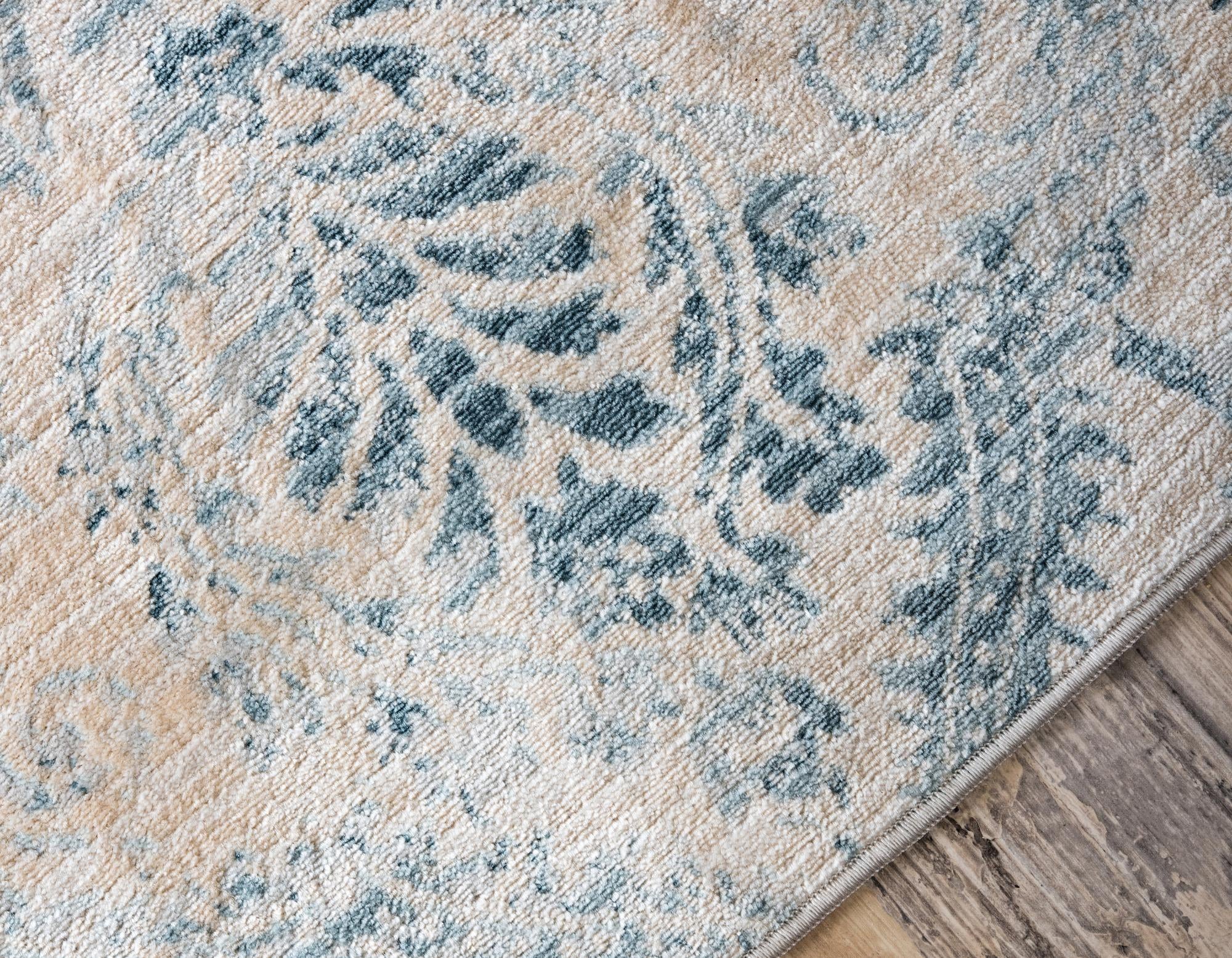 2' x 8' Victoria Runner Rug