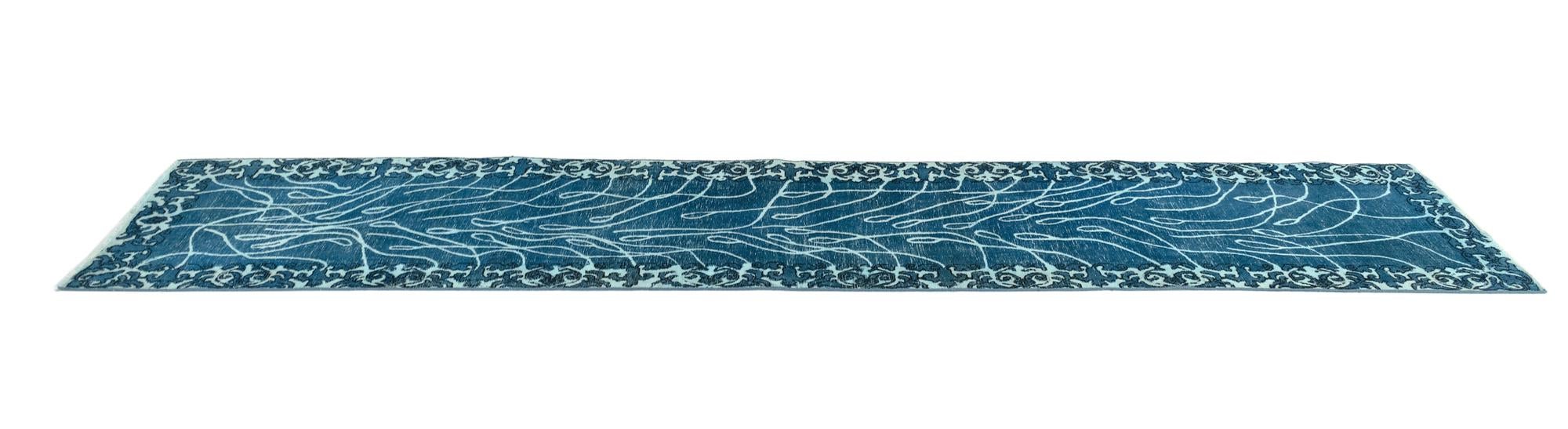 2' 6 x 7' 5 Vintage Royal Runner Rug