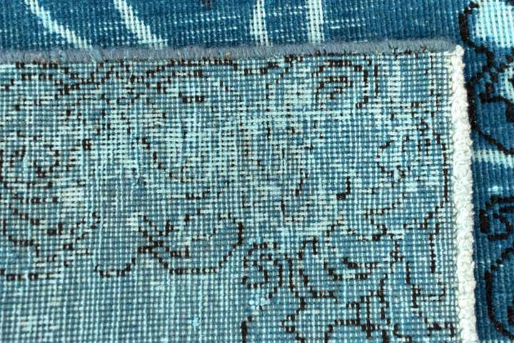 2' 6 x 7' 5 Vintage Royal Runner Rug