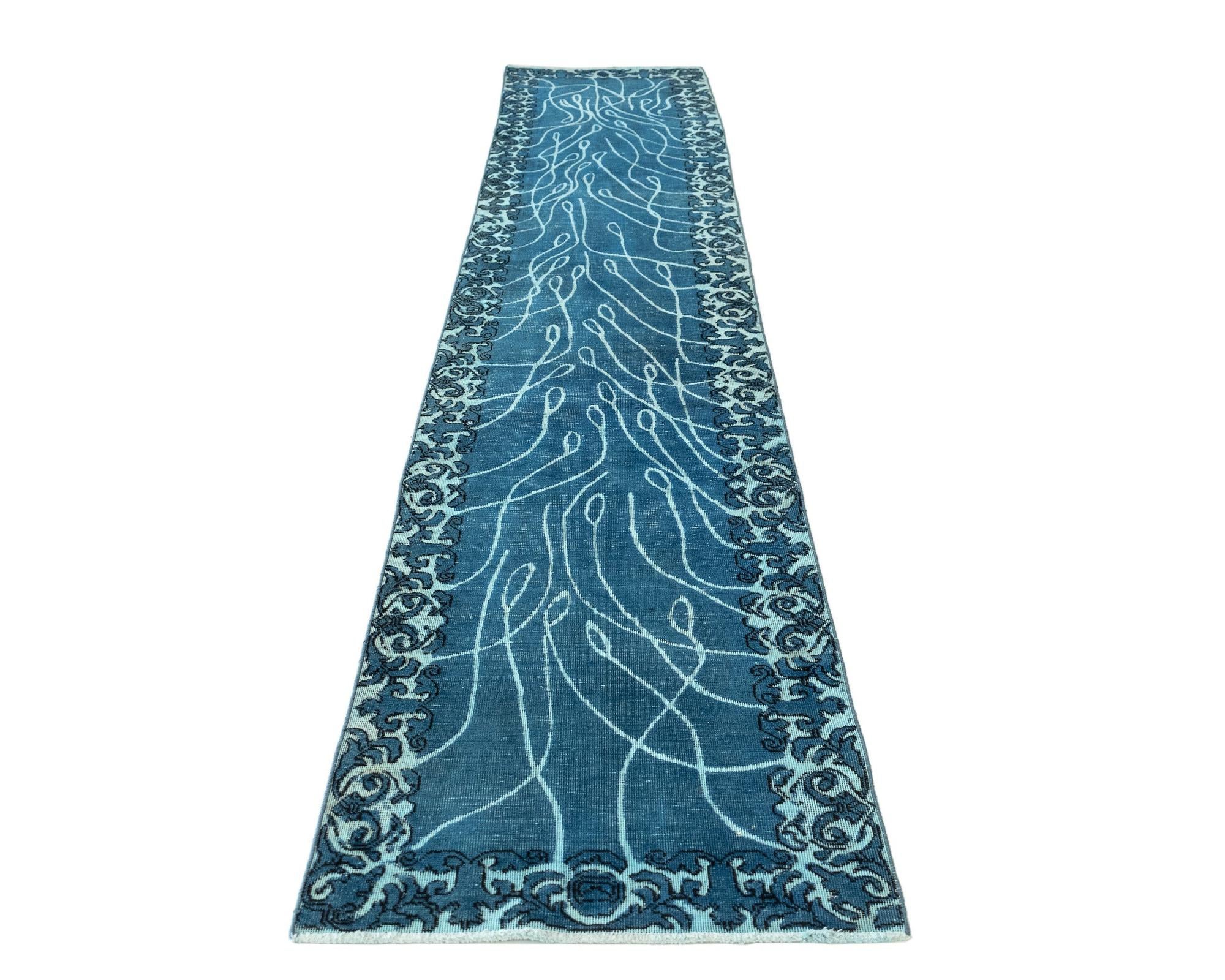 2' 6 x 7' 5 Vintage Royal Runner Rug